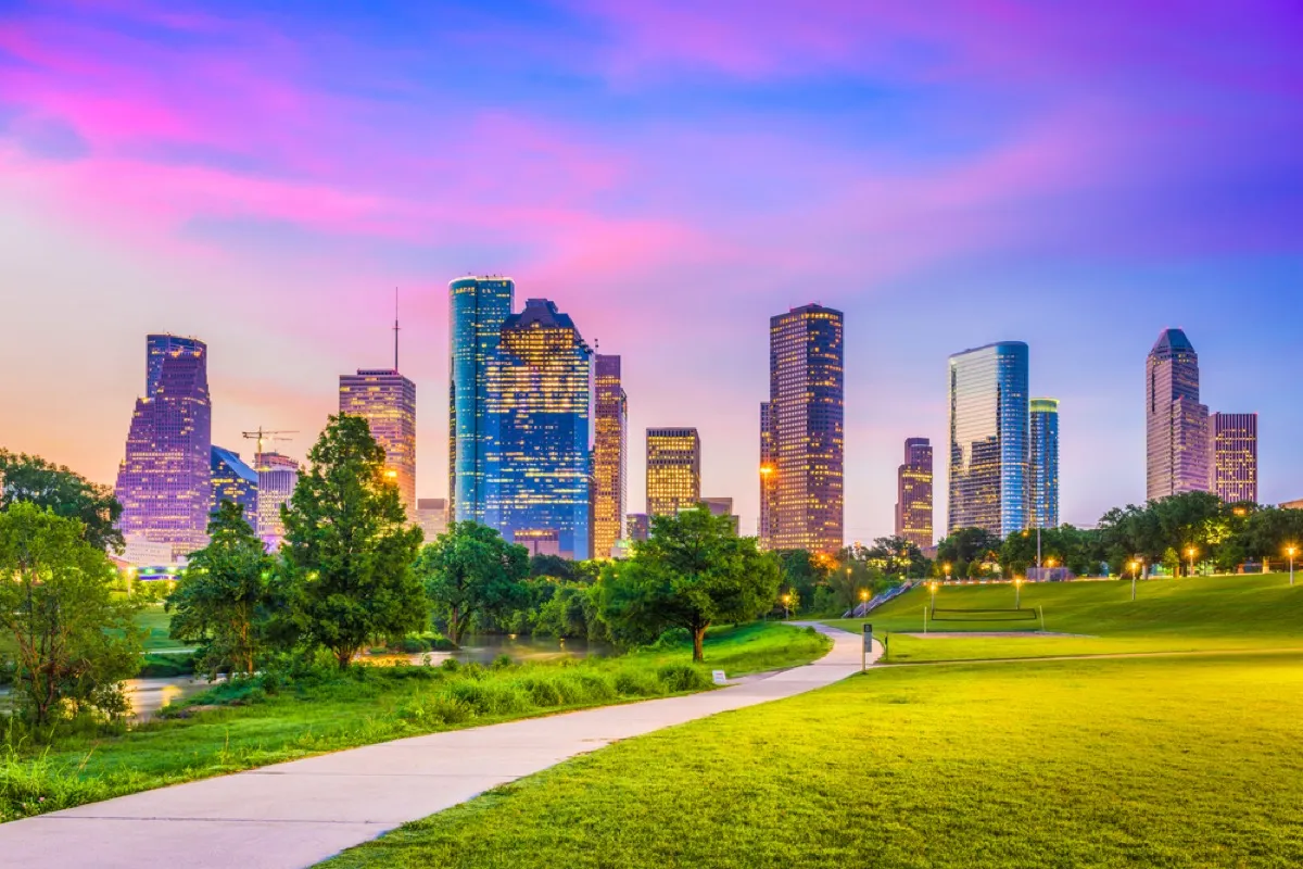 city skyline of Houston, Texas at dusk