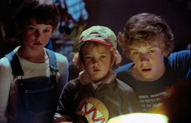 Henry Thomas, Drew Barrymore, and Robert MacNaughton in E.T. the Extra-Terrestrial