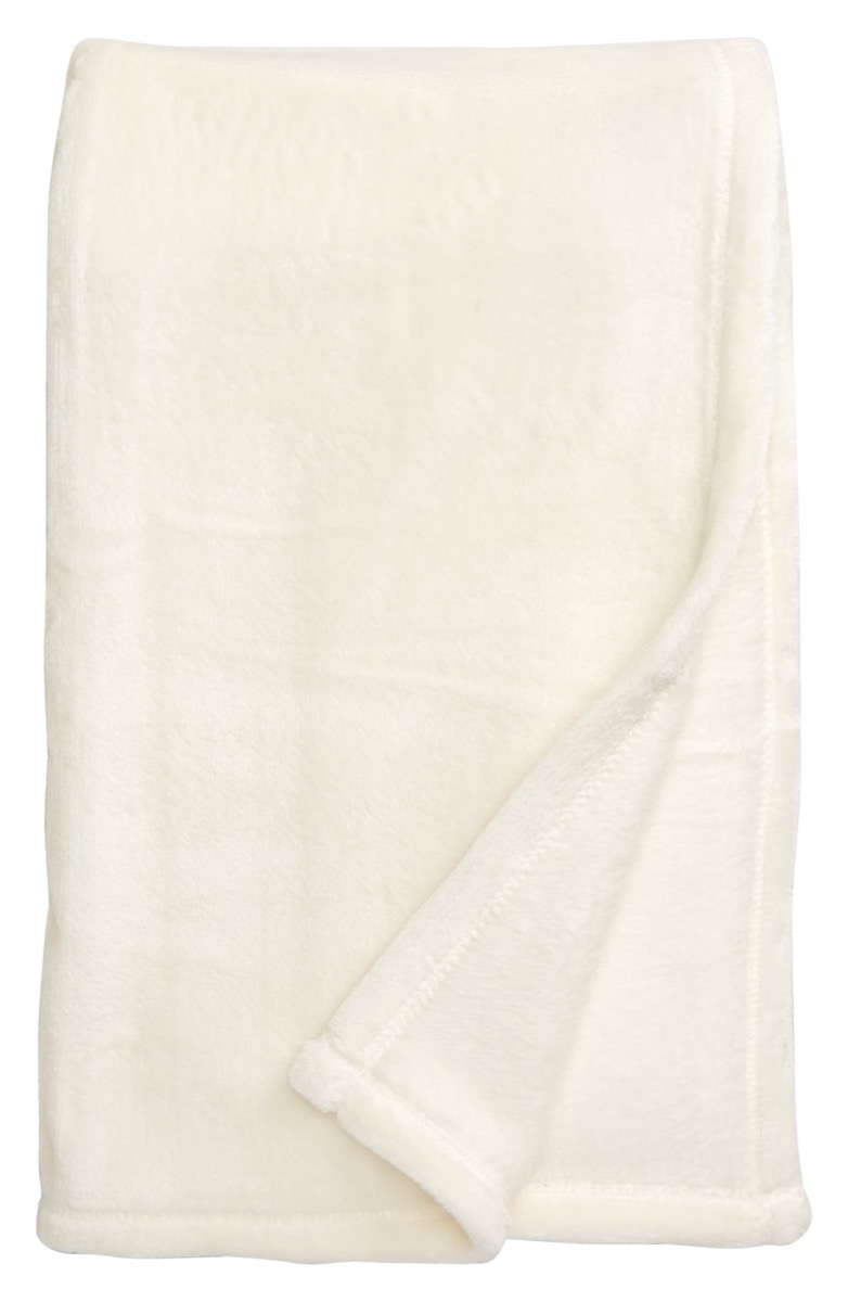 white plush blanket