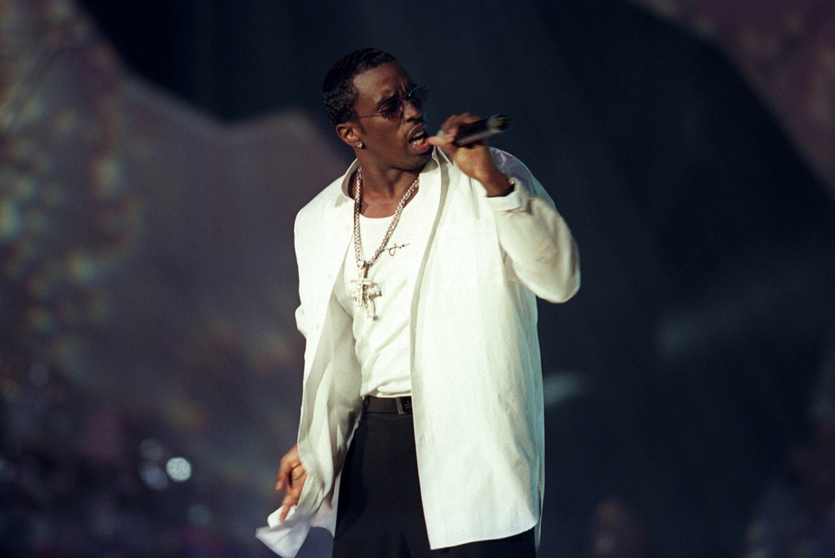 Puff Daddy Performing 1999