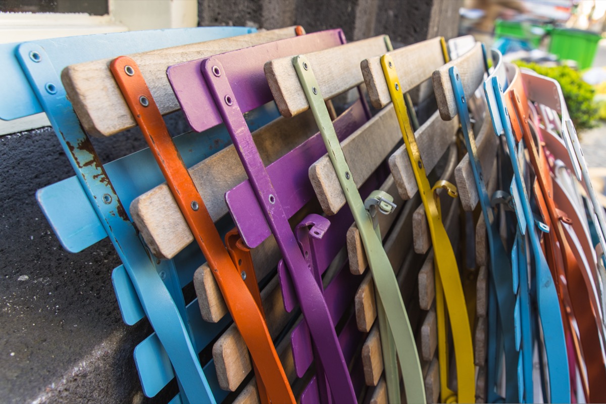 The 6 Best Things to Ask Guests to Bring to a BBQ — Best Life