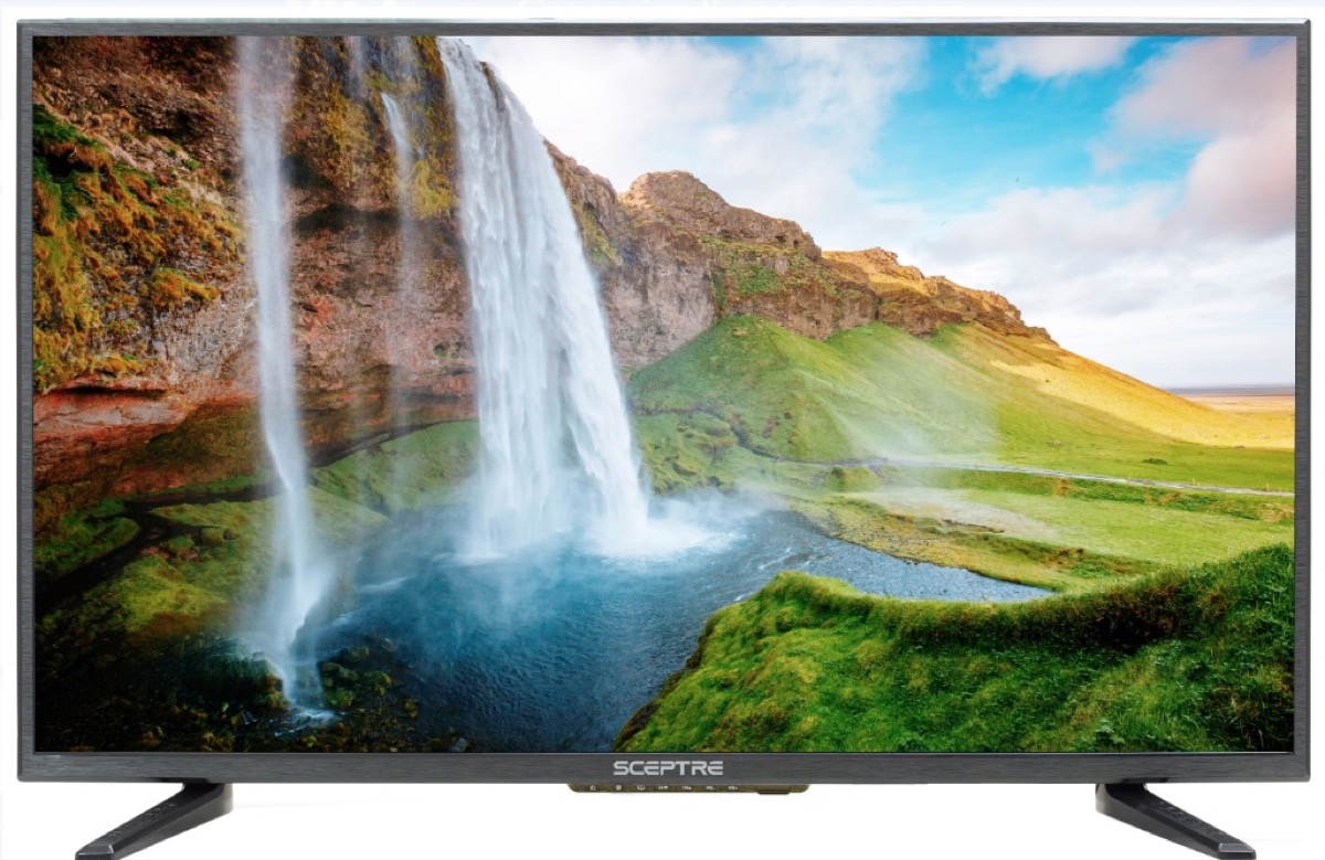 32-inch flatscreen TV