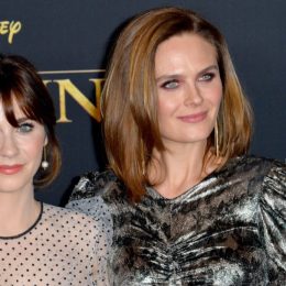 Zooey and Emily Deschanel