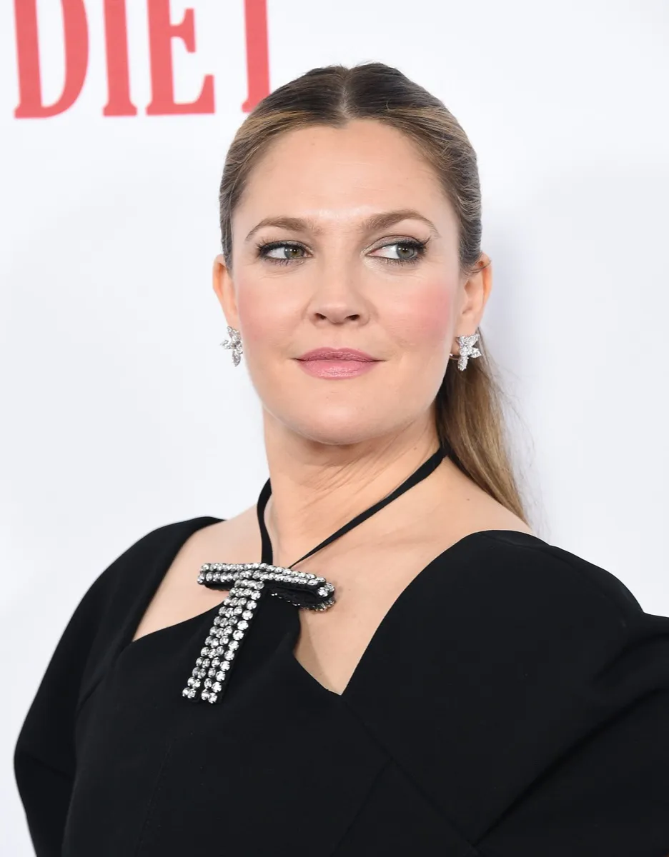 Drew Barrymore wears black dress at the premiere of 'Santa Clarita Diet' in 2017