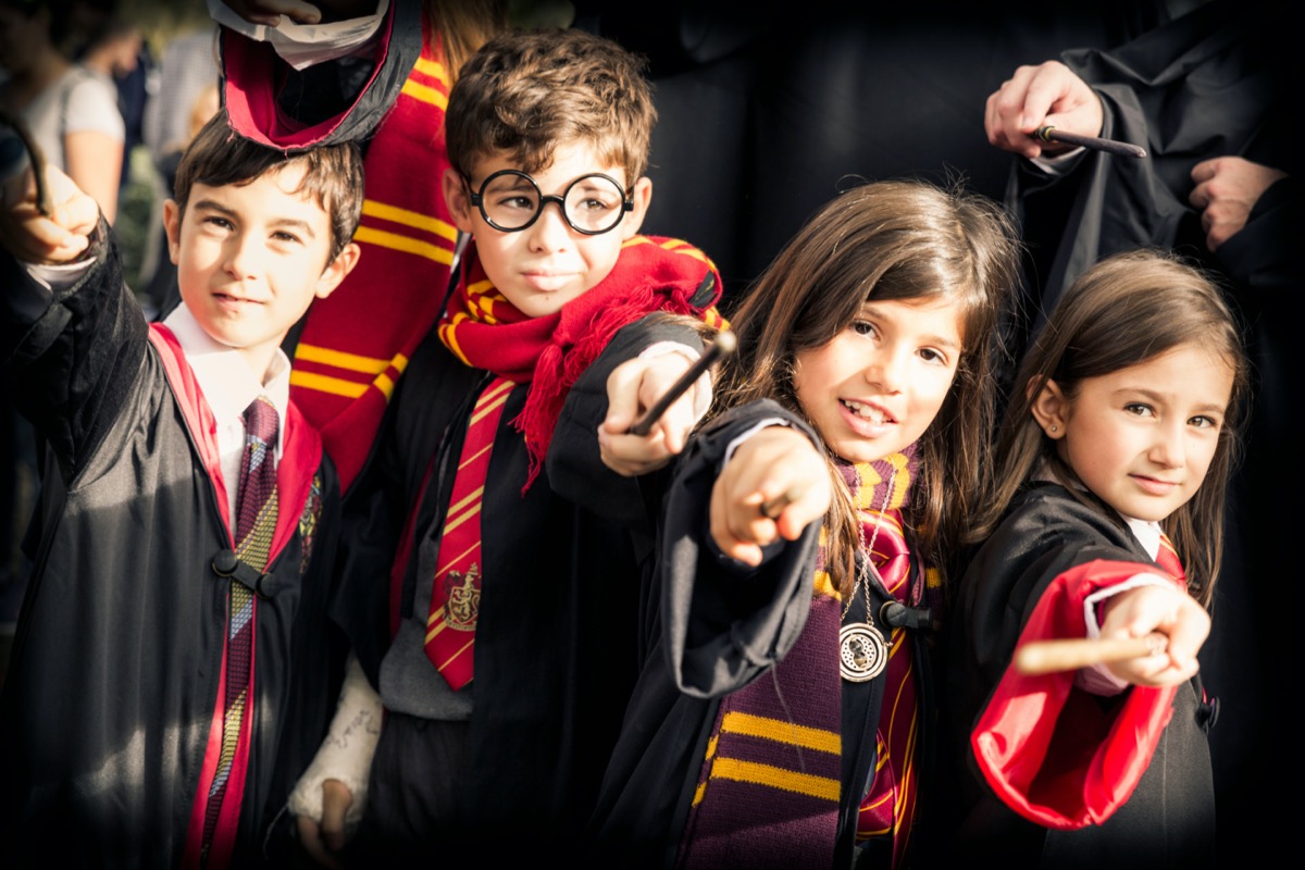 kids dressed as harry potter characters