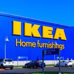 Portland, Oregon - Aug 29, 2018 : IKEA Home Furnishings Store. Located in Cascades Pkwy.