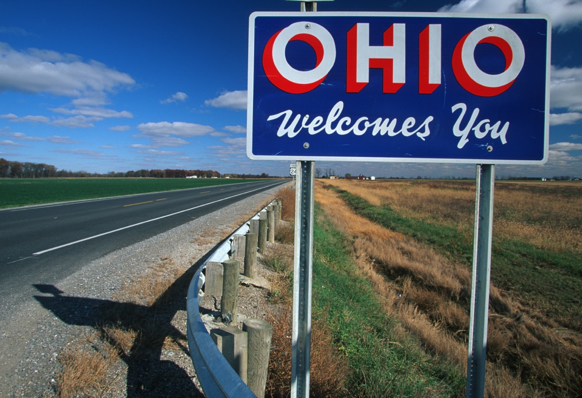 a blue "Ohio Welcomes You" off of a highway