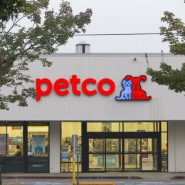 Seattle, Washington, USA - August 21 2018: Entrance of a pet products and services retailer