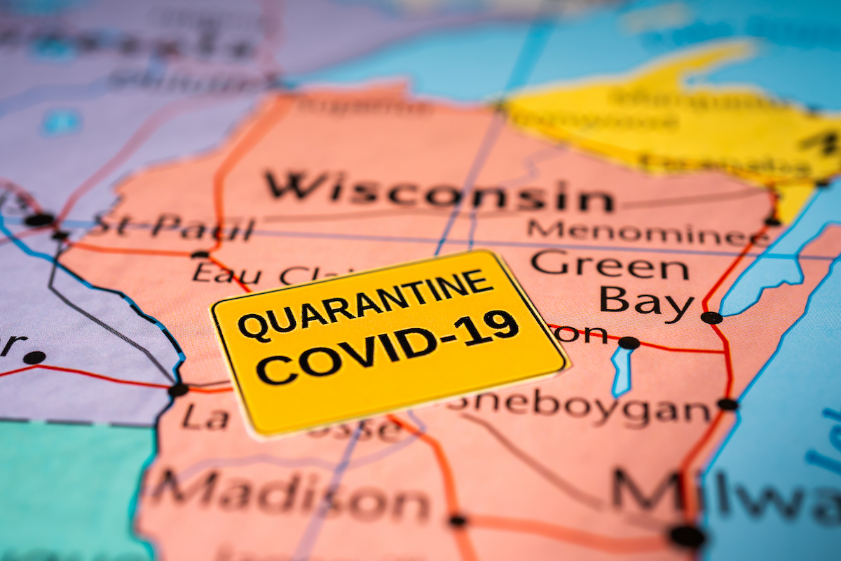 wisconsin map shows covid outbreak