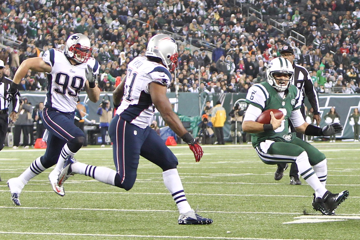 Patriots play the Eagles in 2012