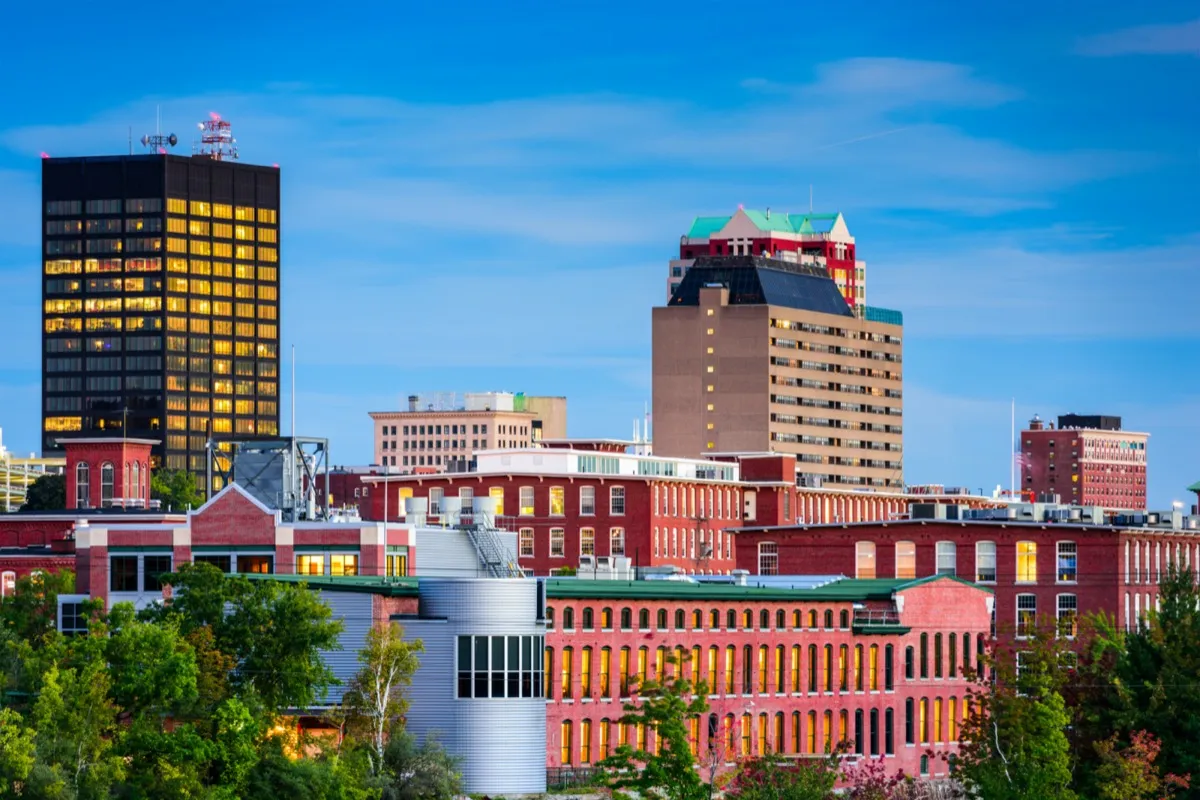 city skyline of buildings in Manchester, New Hampshire