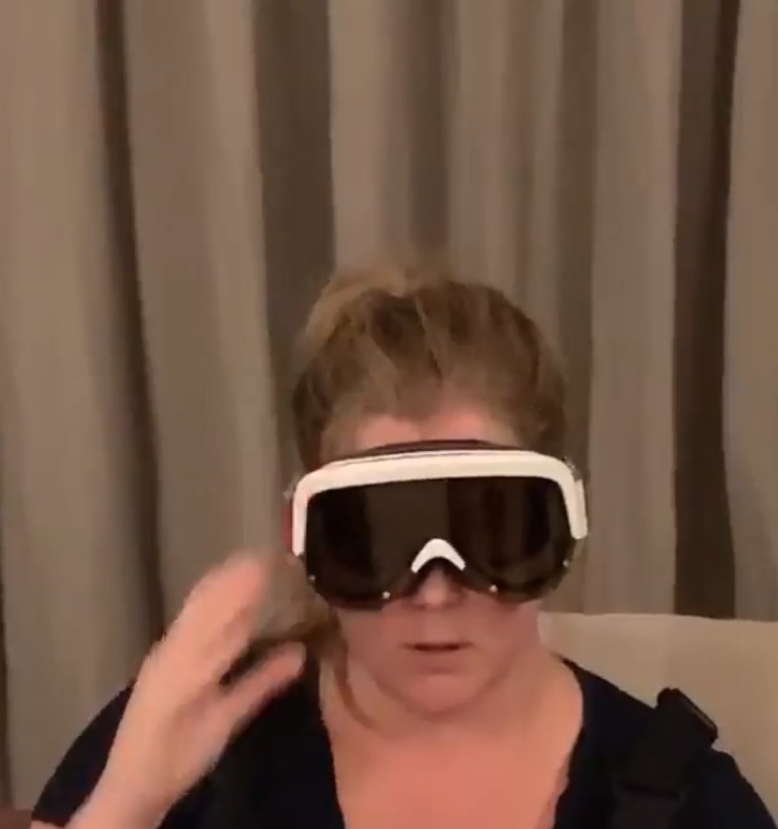Amy Schumer in ski goggles