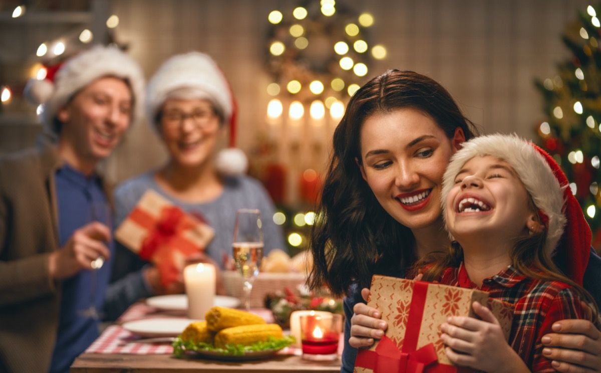 20 Super Fun Christmas Games to Play on Christmas Eve 2020