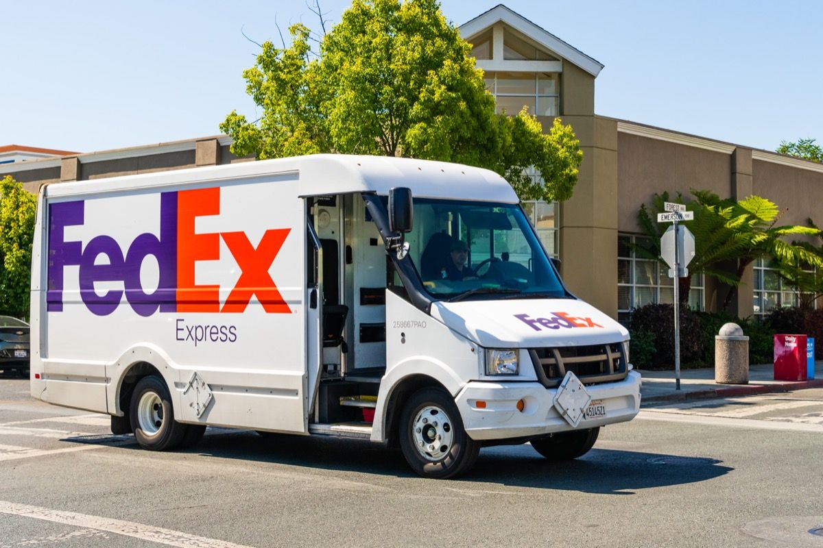 Walmart Just Partnered With FedEx to Help Customers With Returns - 94