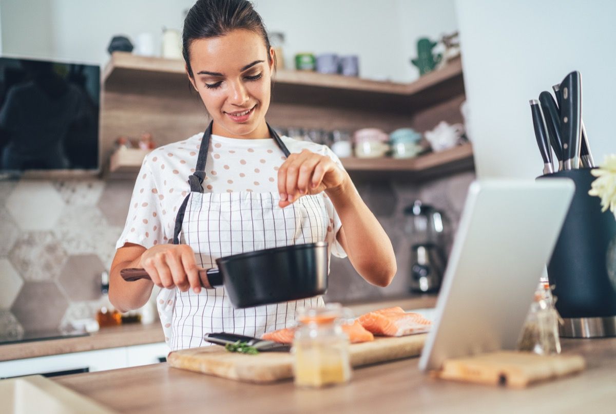 Eating 1 5 Teaspoons This Daily Boosts Your Heart Health  Study Says - 22