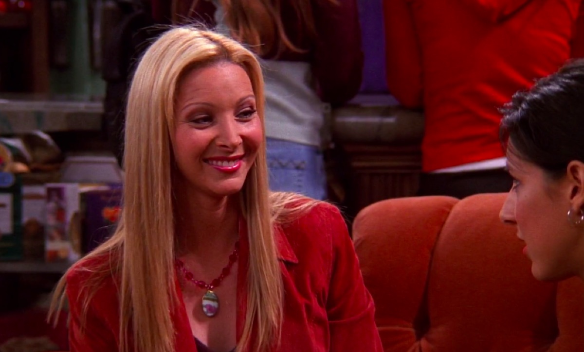 Lisa Kudrow with Courteney Cox's stand-in on Friends