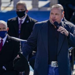 Garth Brooks signing at President Biden's Inauguration