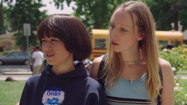 Maya Erskine and Anna Konkle in PEN15
