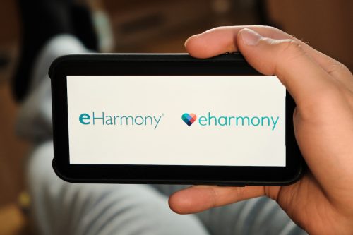 eHarmony dating app