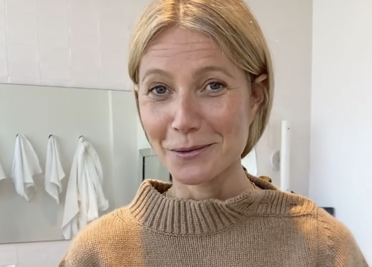 Gwyneth Paltrow vows to curse less in 2021 after swearing in new Instagram video for Goop.