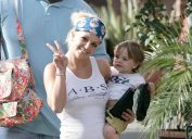Britney Spears walking with her baby son in 2007