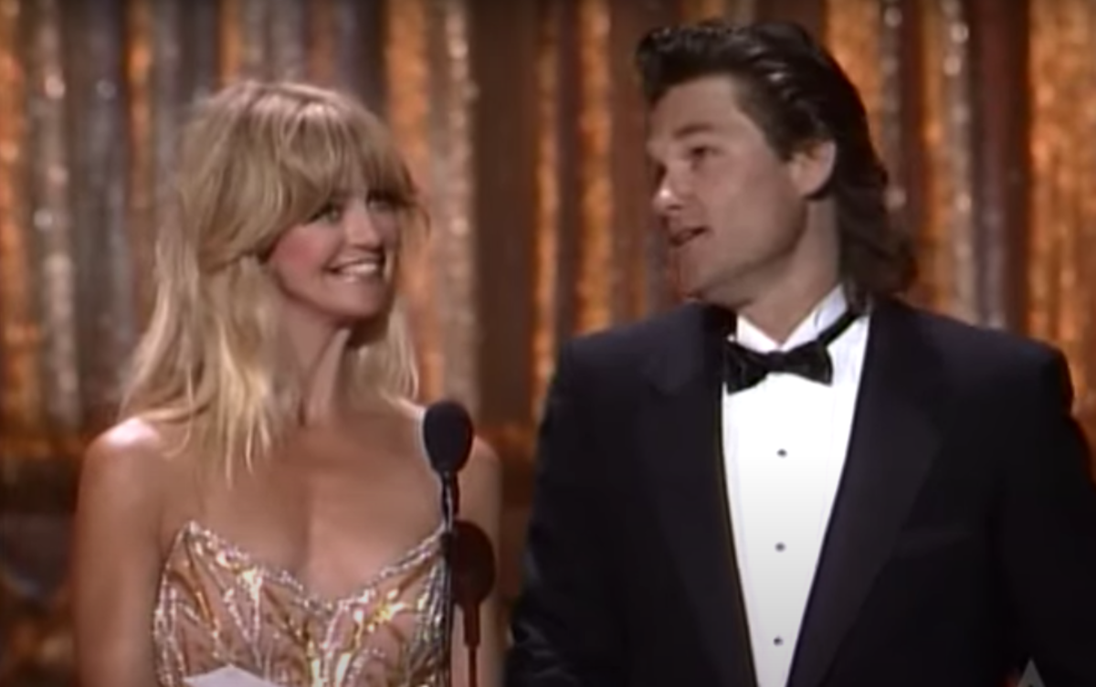 Goldie Hawn and Kurt Russell presenting Best Director at the 1989 Oscars