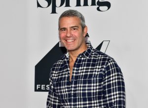 andy cohen on red carpet