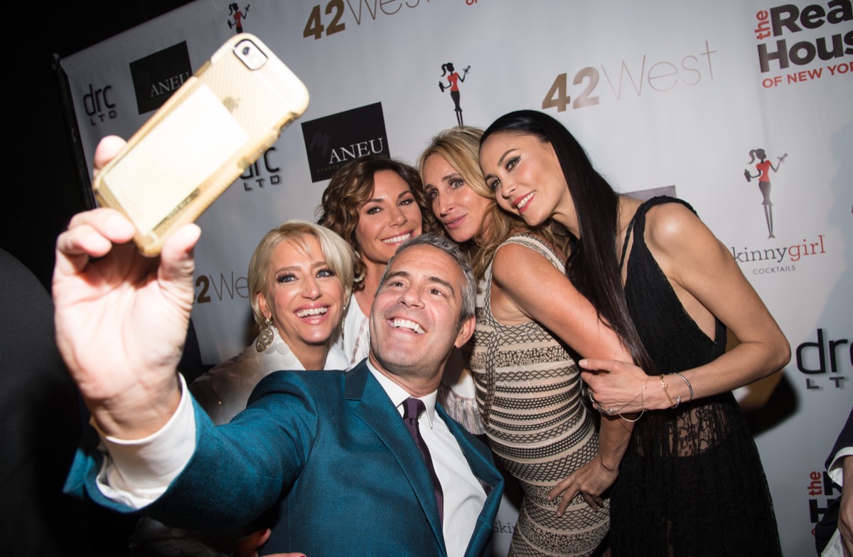 andy cohen and the real housewives of ny cast
