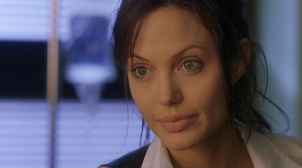 angelina jolie in taking lives
