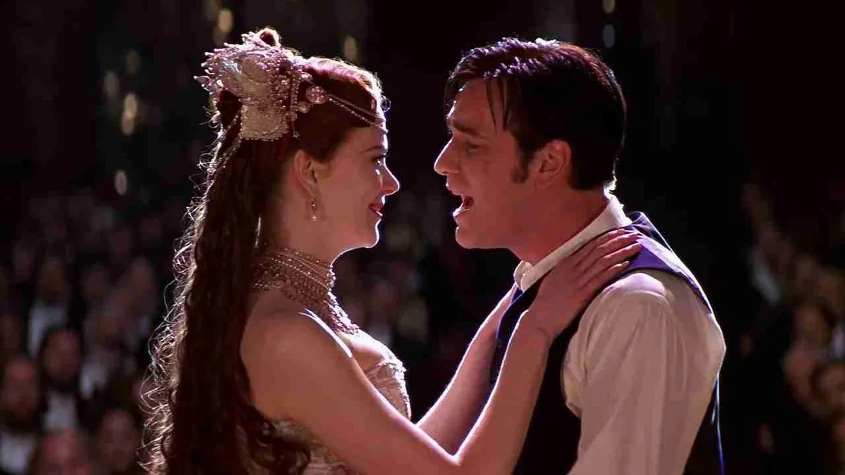 Nicole Kidman and Ewan McGregor in Moulin Rouge!