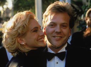 Julia Roberts and Kiefer Sutherland in 1990