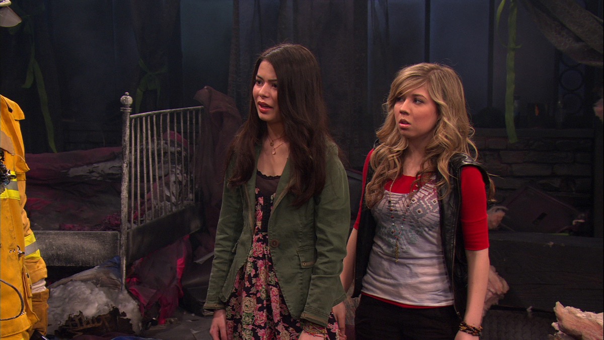 still from icarly