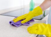 Cleaning countertop