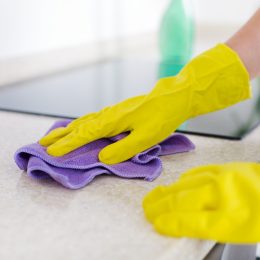 Cleaning countertop