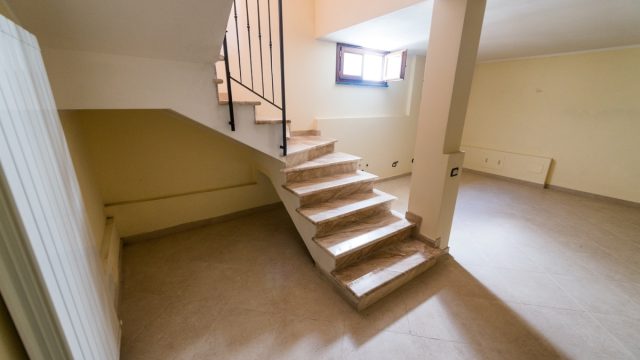 staircase into basement