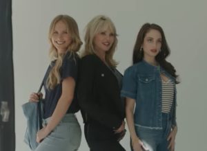See Christie Brinkley Modeling With Her 2 Daughters