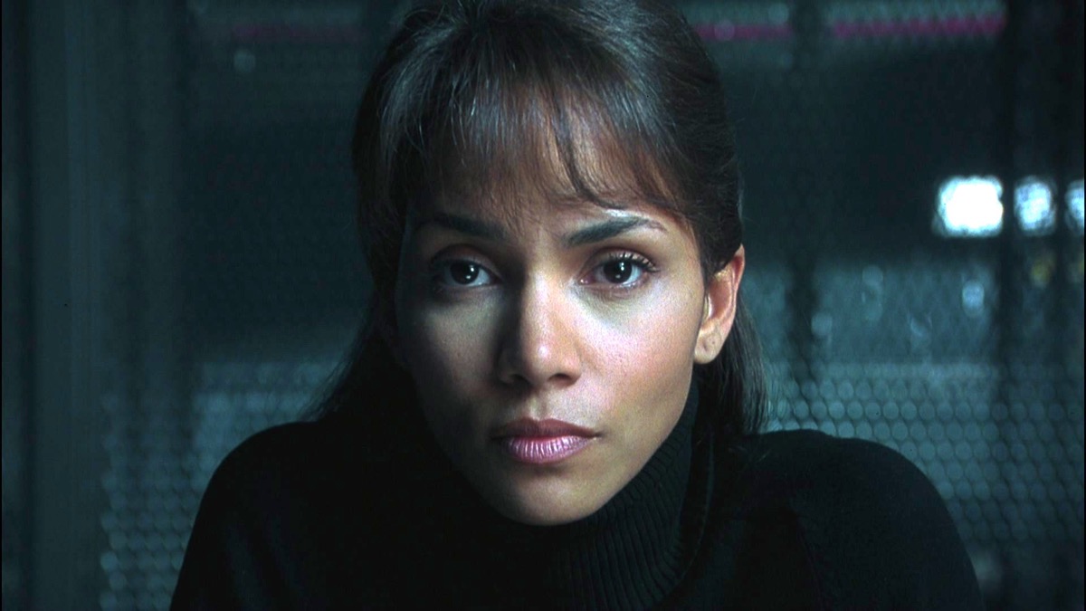 halle berry in gothika