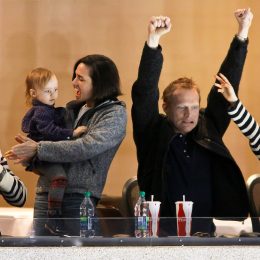 Paul Bettany, Jennifer Connelly, and their kids at a hockey game in Winnipeg, Manitoba, Canada in 2013