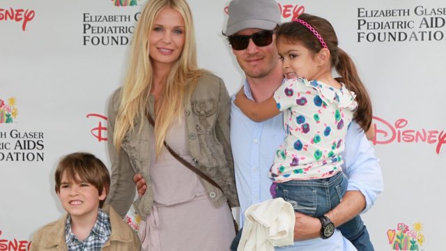 mark-paul gosselaar with his wife and two kids