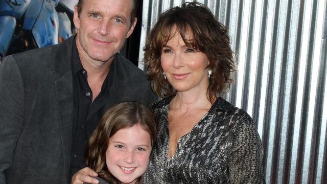 Clark Gregg, Jennifer Grey, and daughter Stella at the premiere of "Real Steel" in 2011