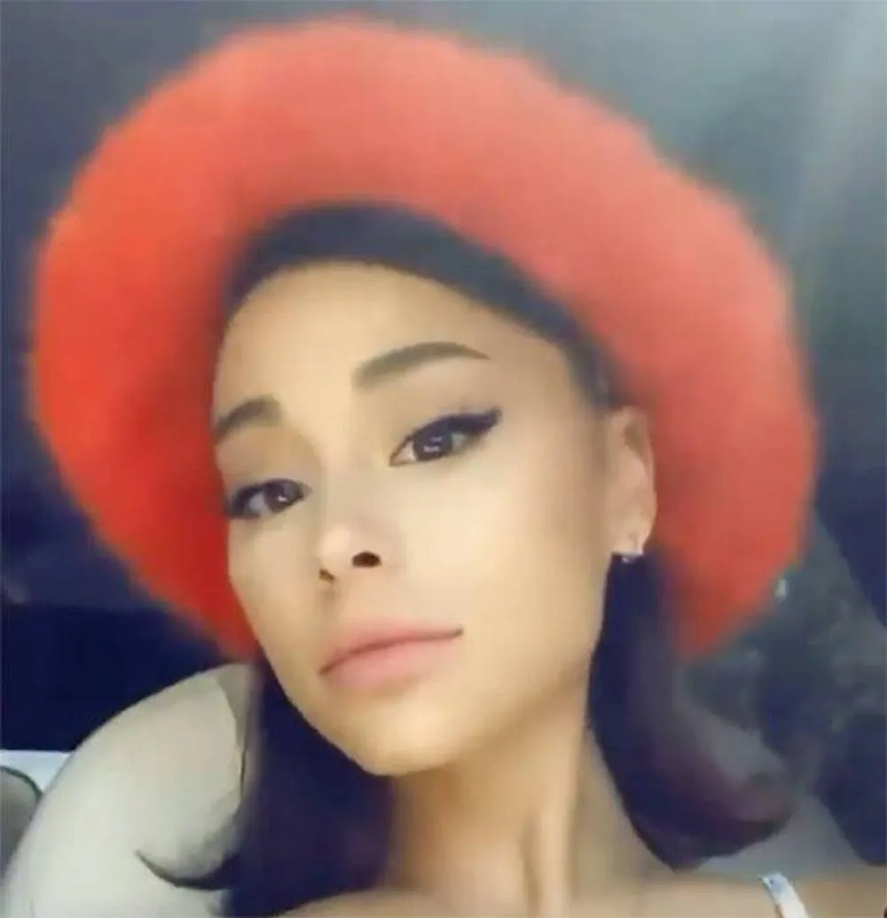 Ariana Grande Is Almost Unrecognizable in New Instagram With Short Hair