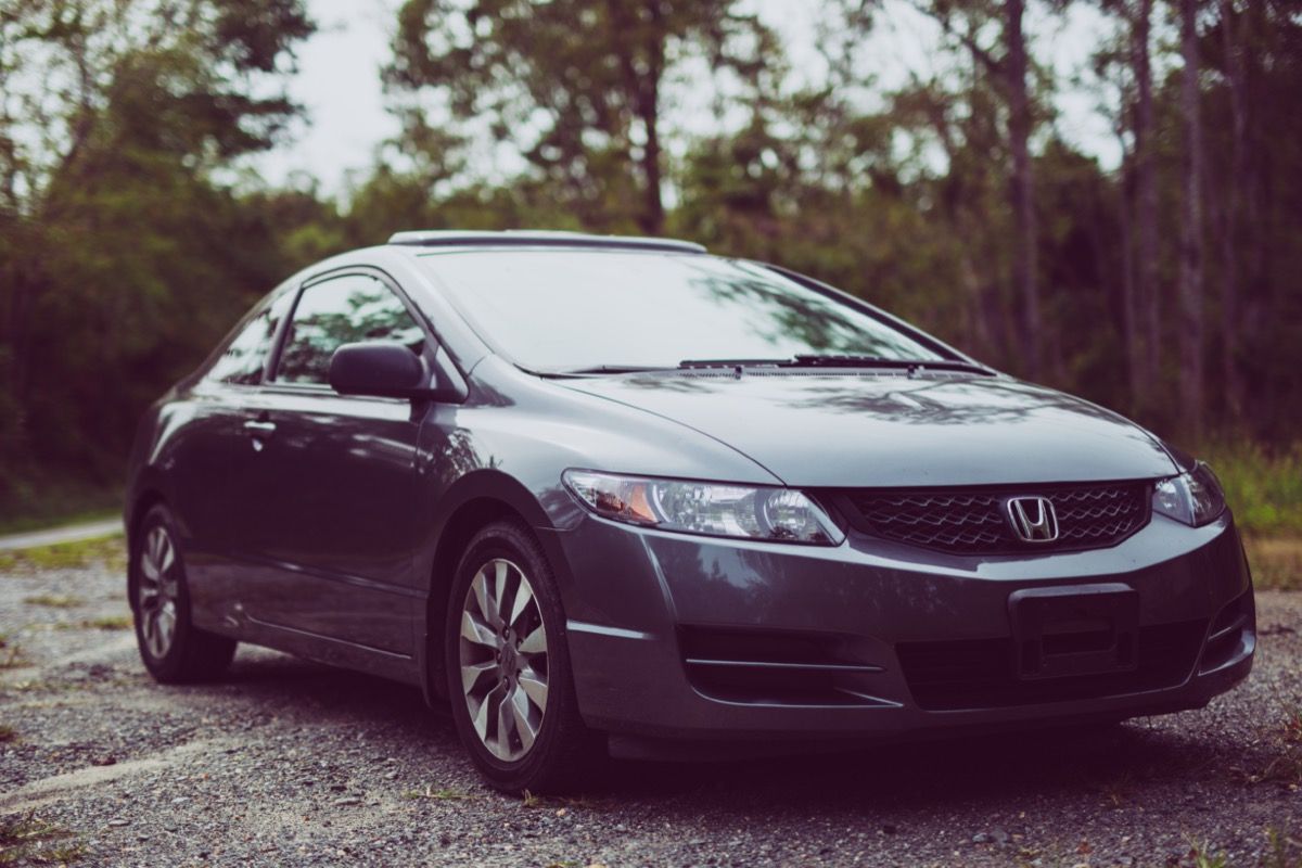 A grey Honda Civic car