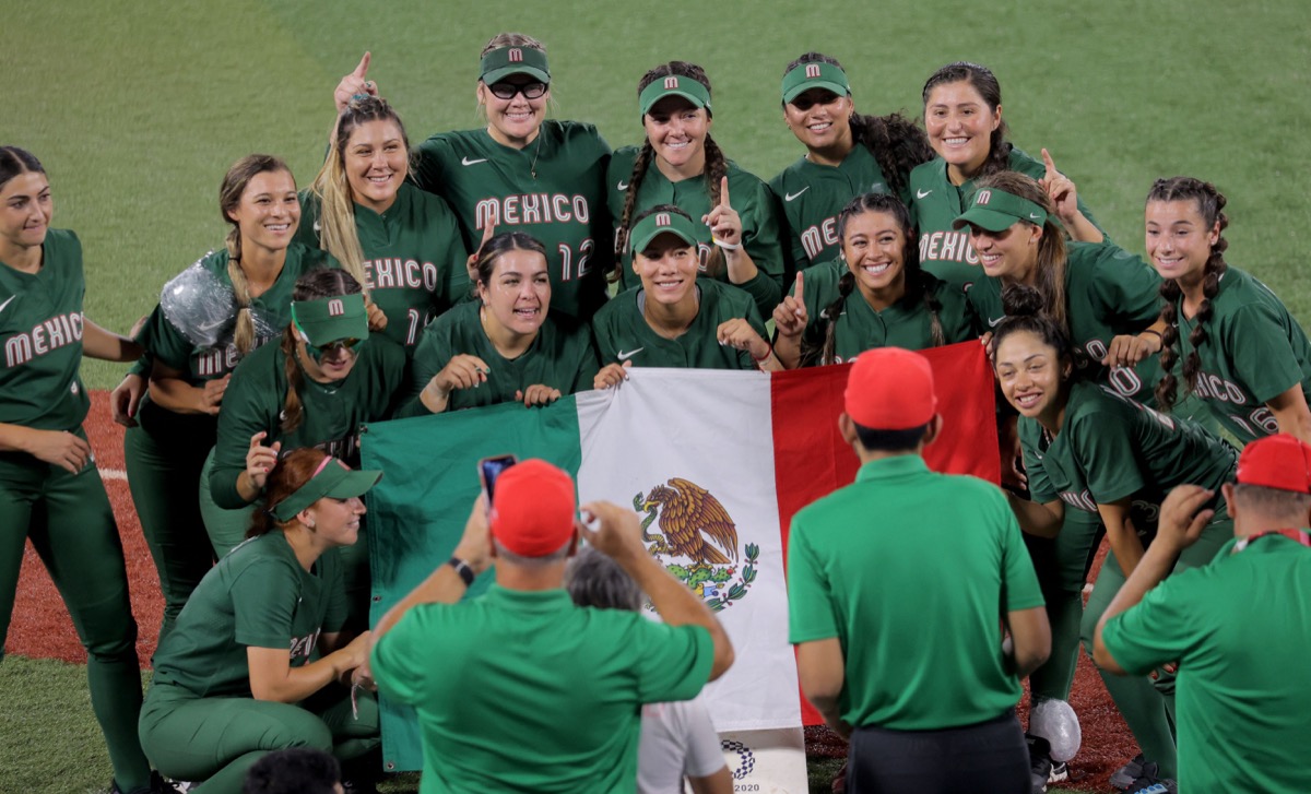 The Reason the Mexico Softball Team Threw Their Uniforms in the Trash