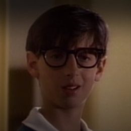 Paul on "The Wonder Years"