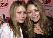 Mary-Kate và Ashley Olsen năm 2001