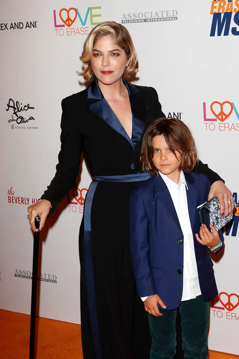 Selma Blair and her son, Arthur, at the Race to Erase MS Gala in 2019