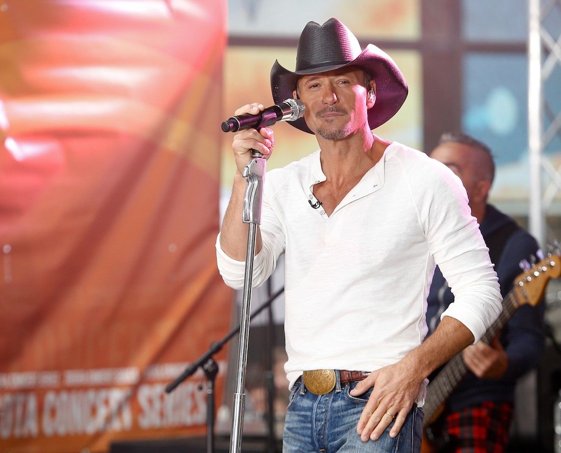 Tim McGraw performing on "Today" in 2014