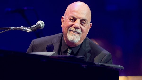 See Billy Joel's Daughters, Who Are 6 and 3, in Rare Photos