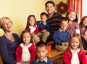 Kate and Jon Gosselin and their sextuplets and twins