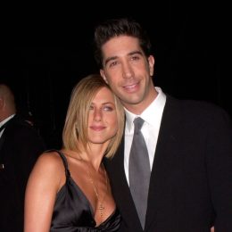 Jennifer Aniston and David Schwimmer at the 2001 People's Choice Awards